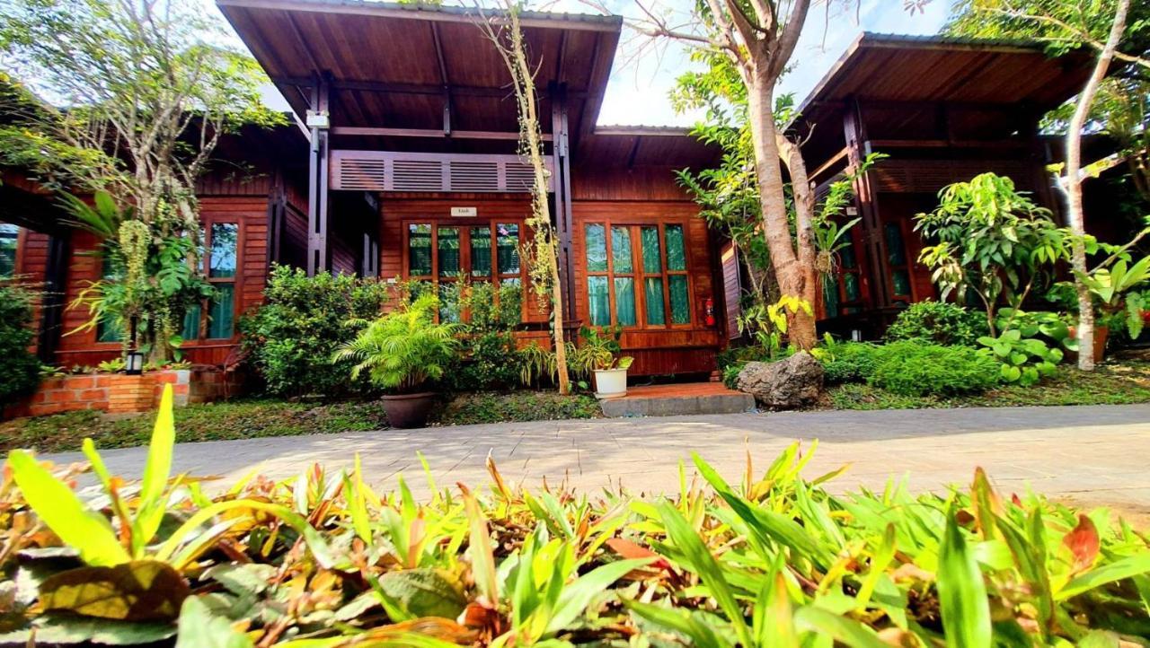 Areeya Phubeach Resort Wooden House Ban Chong Phli 外观 照片